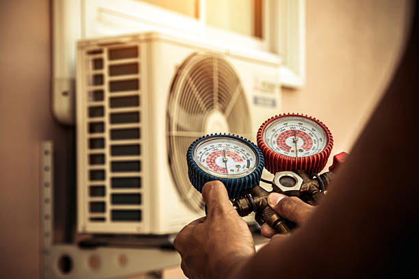Professional Hvac technician working in Mill Creek, IN